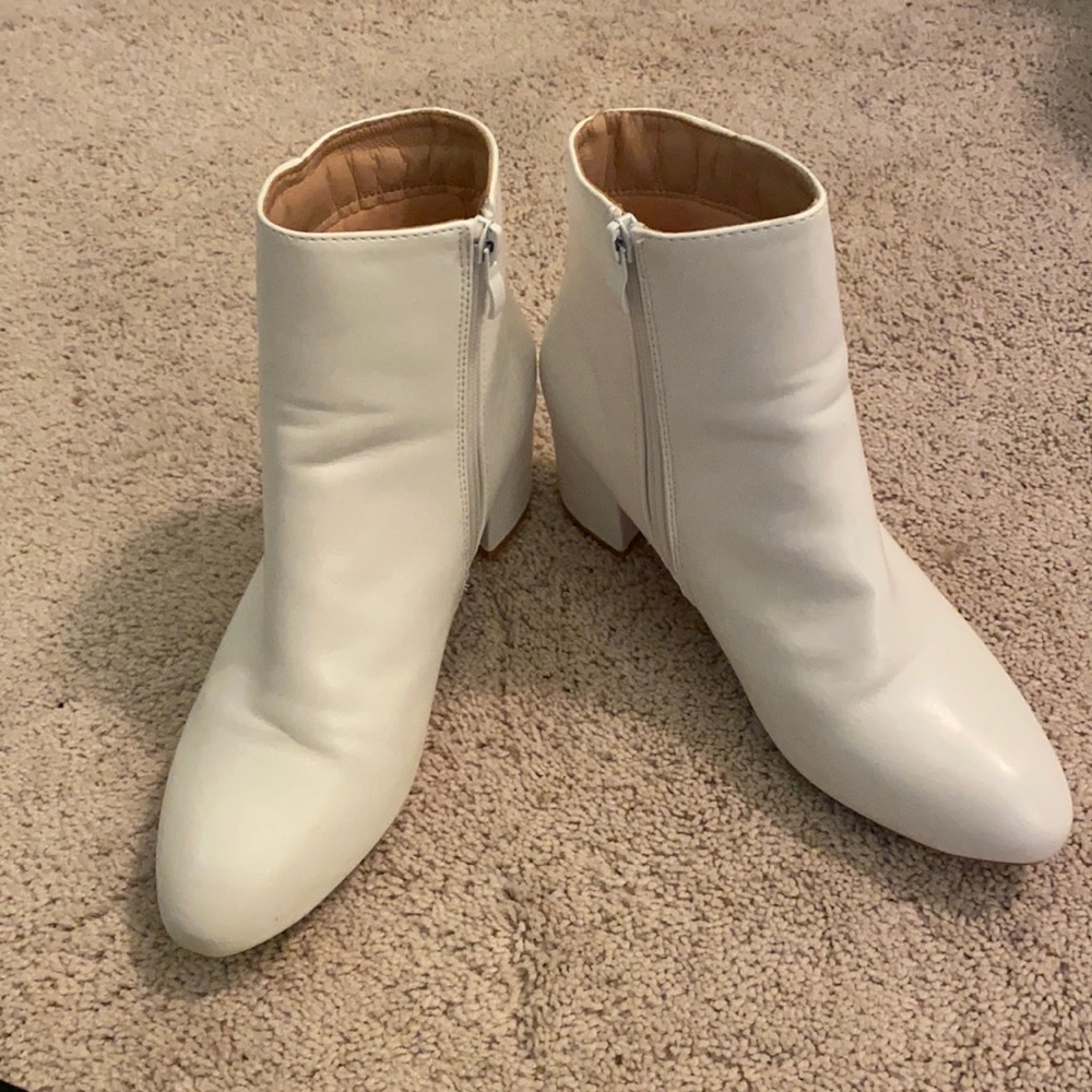Never worn white boots from BOOHOO